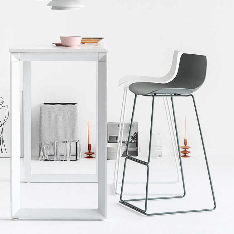 Nordic Plastic Bar Stool Bucket Counter Bar Stool with Metal Legs