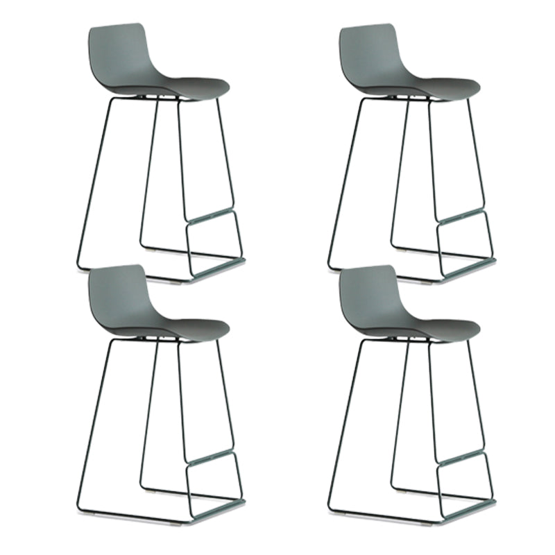 Nordic Plastic Bar Stool Bucket Counter Bar Stool with Metal Legs