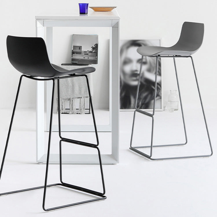 Modern Style Bar-stool Plastic Counter Bar Stool with Metal Legs for Kitchen