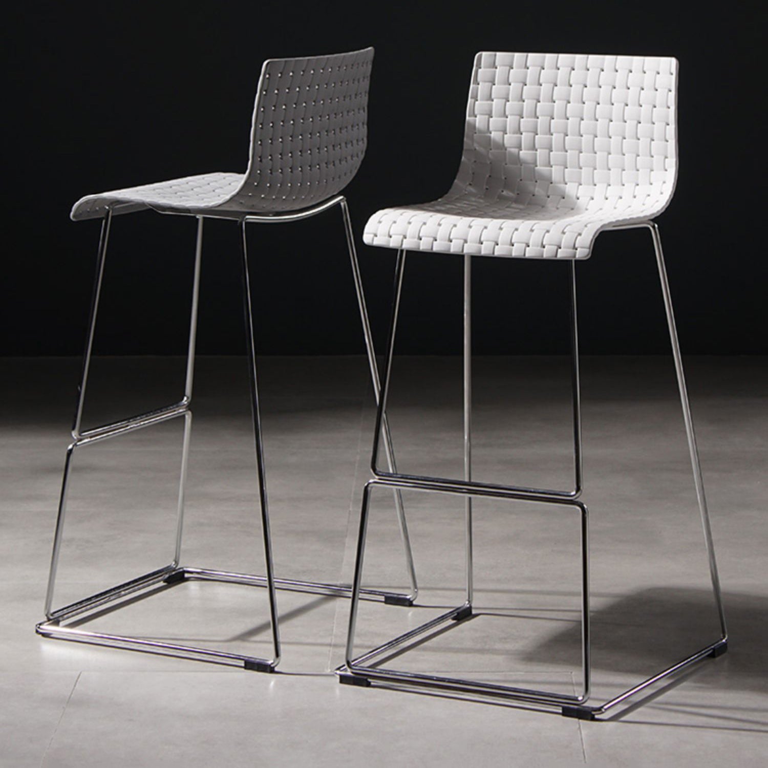 Industrial Bar-stool Plastic Counter Bar Stool for Kitchen Bar with Metal Legs