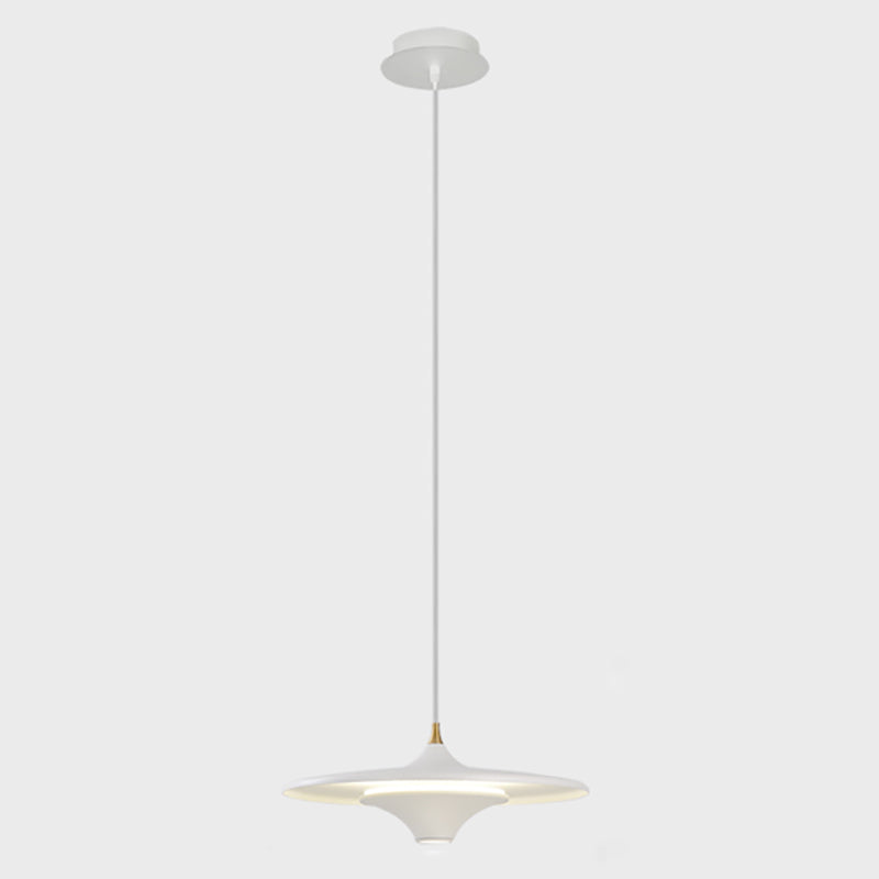 Pendentif en forme d'OVNI nordique Pendoir suspendu coloré pour le salon