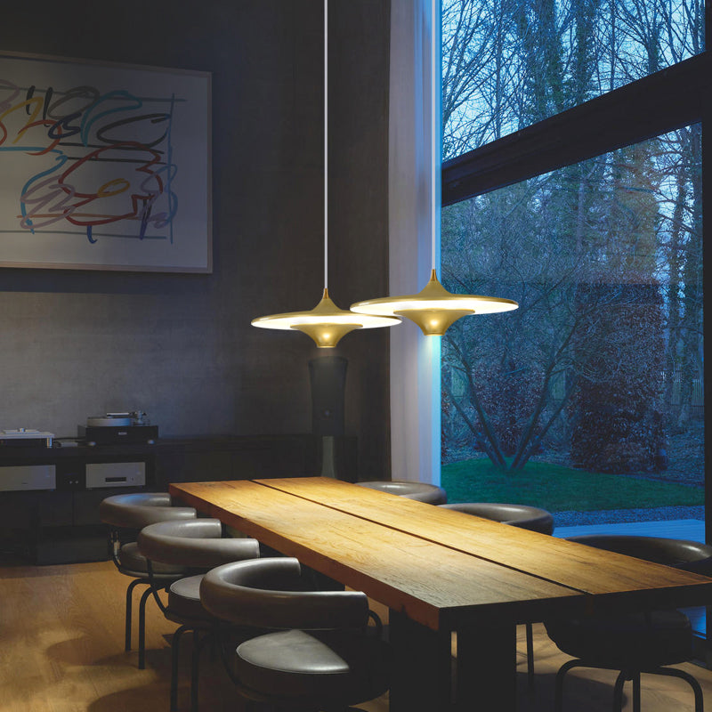 Pendentif en forme d'OVNI nordique Pendoir suspendu coloré pour le salon