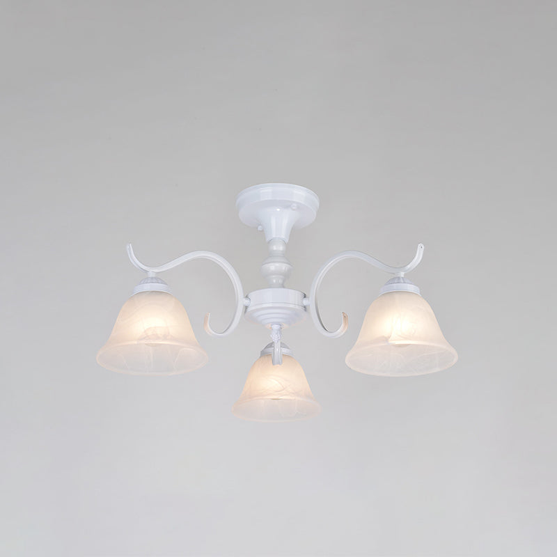 Bell blanc semi-luxueuse Mount Vintage Verage Shade plafond Plafond pour le salon
