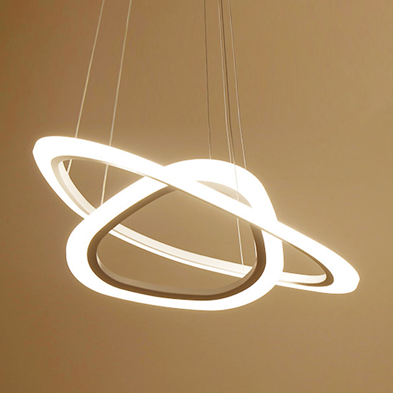 Luces de lámpara multicapa contemporánea Luz de araña de metal Luz en blanco