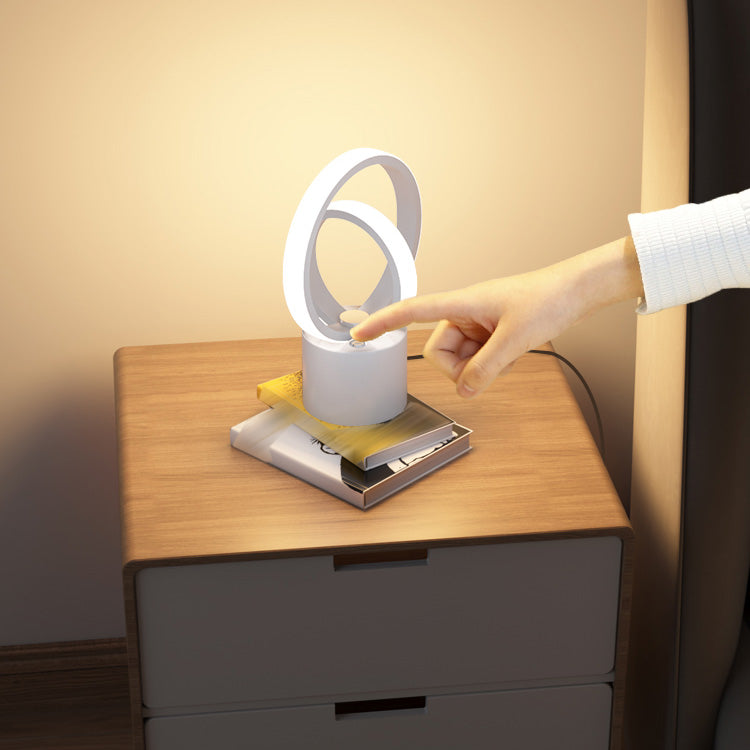 Table de forme linéaire de style moderne