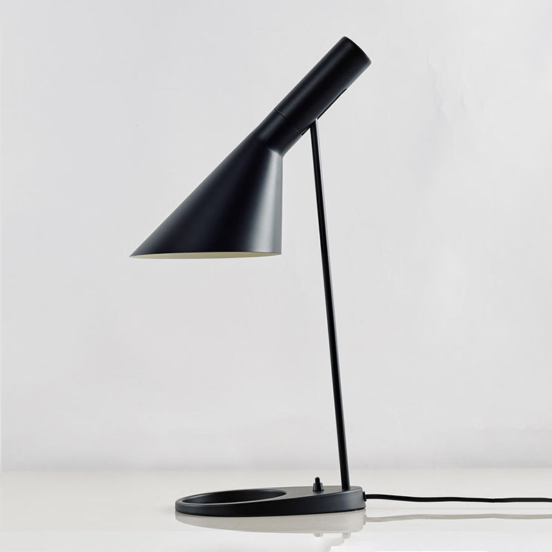 Geometric Shape Metal Table Lamp Modern Style 1 Light Table Lamp Fixtures