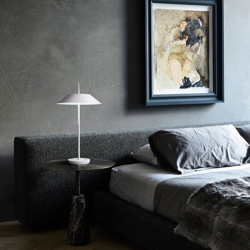 Lampe de table de nuit géométrique moderne en métal 1 lampe de table légère