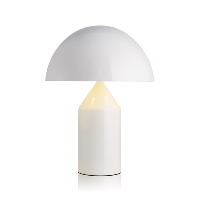 Lampe de table de style moderne 1 lampe de bureau à la lumière avec nuance en métal pour chambre à coucher