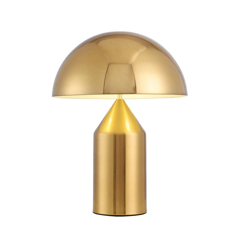 Lampe de table de style moderne 1 lampe de bureau à la lumière avec nuance en métal pour chambre à coucher