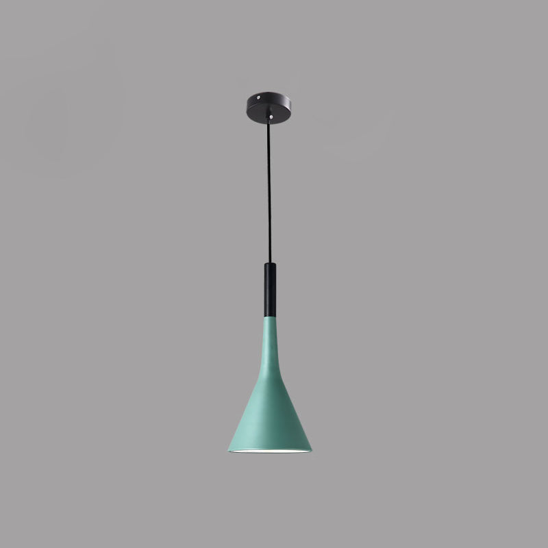 1 Lichthängeleuchte moderne Anhängerlampe mit Eisenschatten für Wohnzimmer