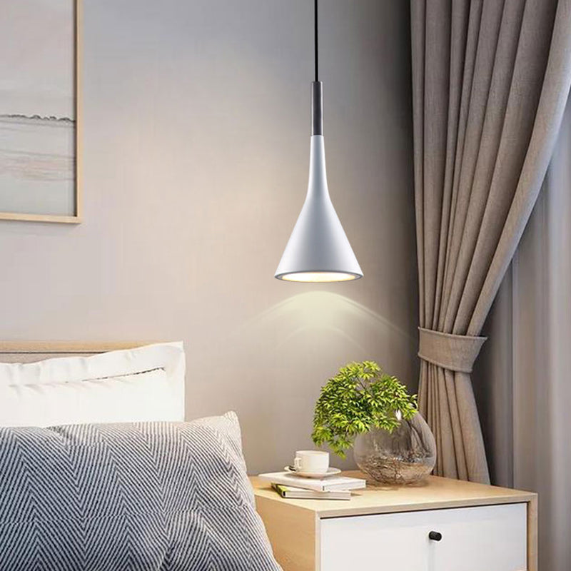 1 Lichthängeleuchte moderne Anhängerlampe mit Eisenschatten für Wohnzimmer