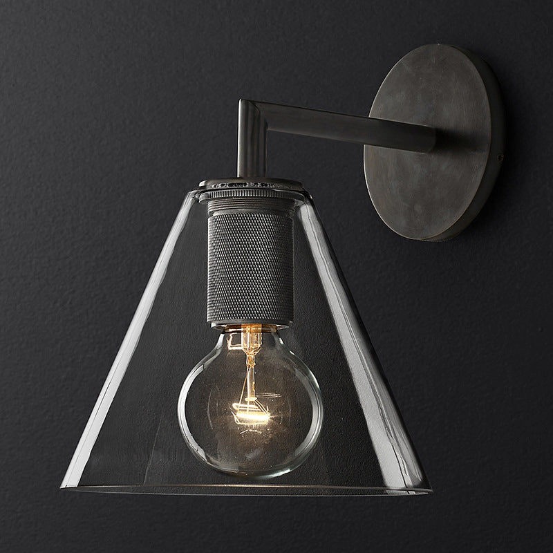 Nordischer Stil Metall Wandleuchte Kegelform Wandleuchten mit klarem Glas für Schlafzimmer