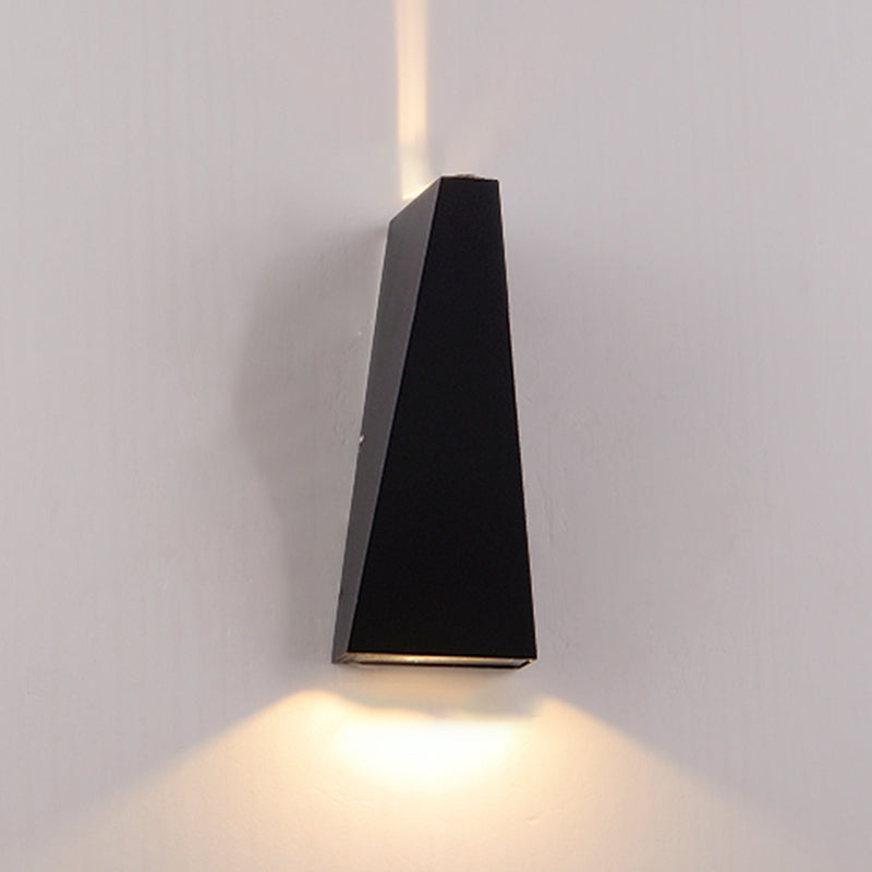 Wandleuchte minimalistische LED -Metallwand montiertes Licht montiert