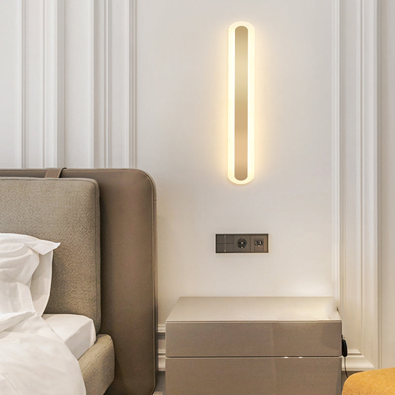 Linear Shape Metal Wall Light Modern Style 1-Light Wall Mounted Light Fixture in Gold