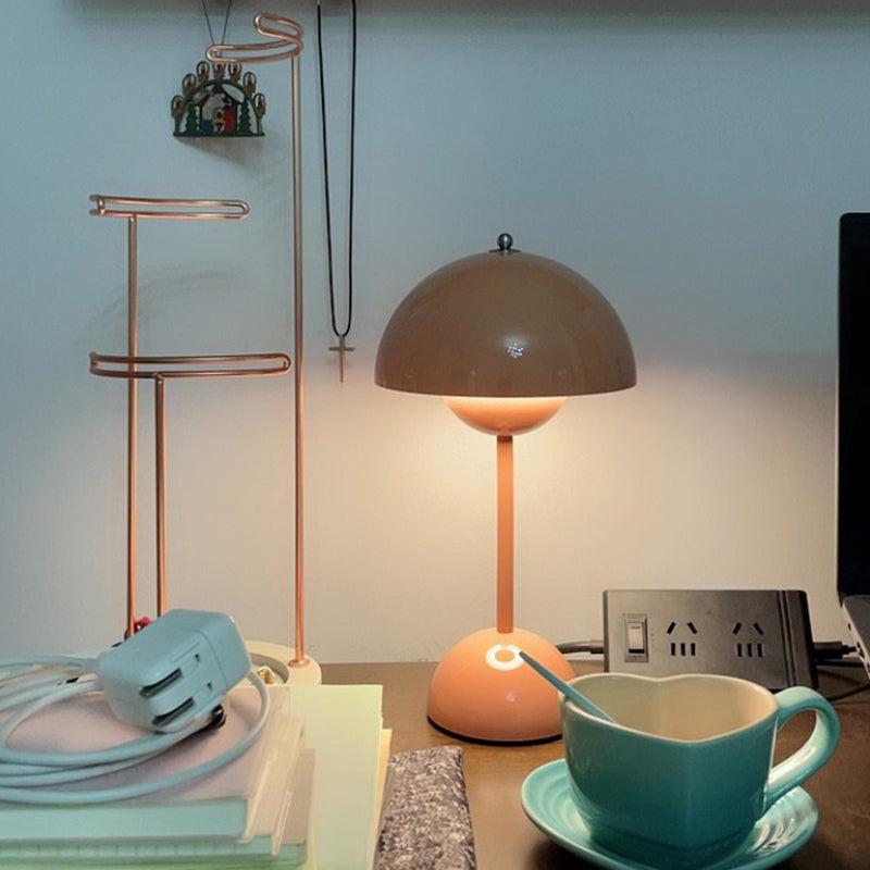 Table de table en forme de dôme lampe de table de nuit en métal de style nordique pour chambre à coucher