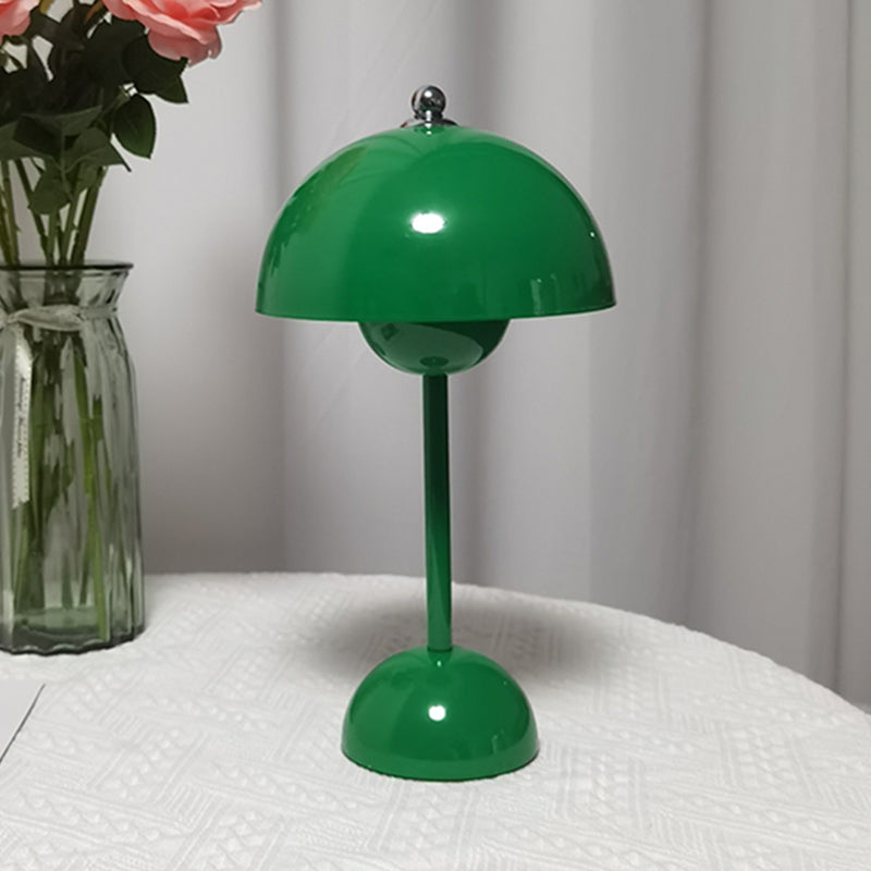 Table de table en forme de dôme lampe de table de nuit en métal de style nordique pour chambre à coucher