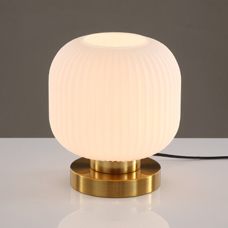 Lampes de table de nuit géométrique en verre de style moderne.