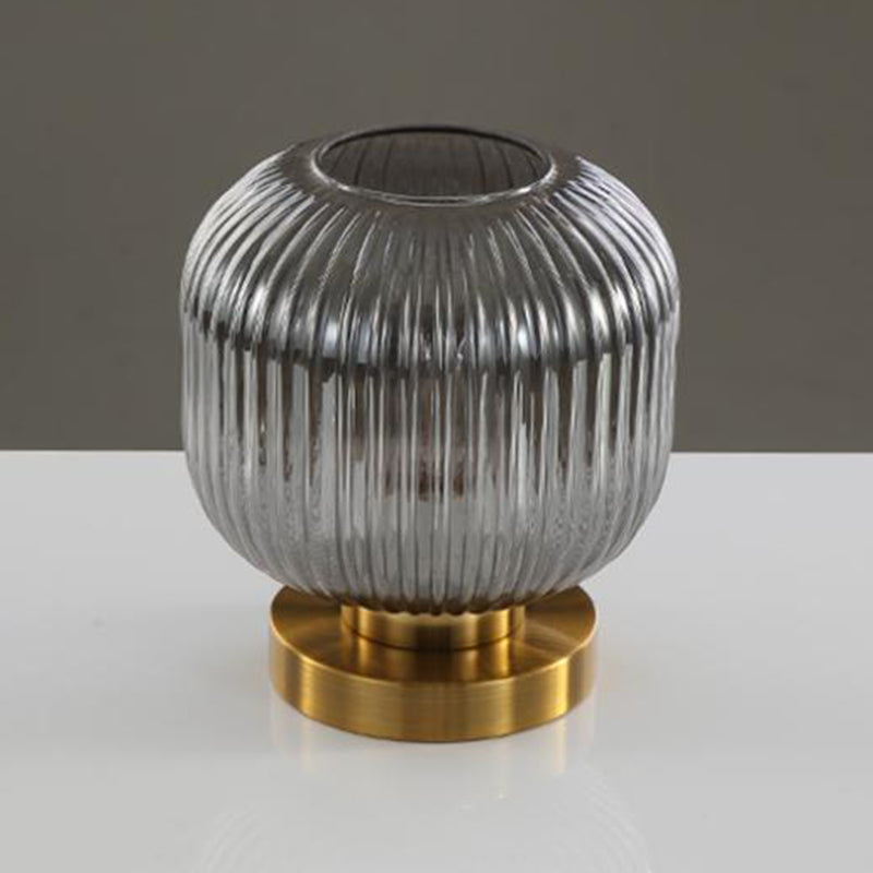 Lampes de table de nuit géométrique en verre de style moderne.
