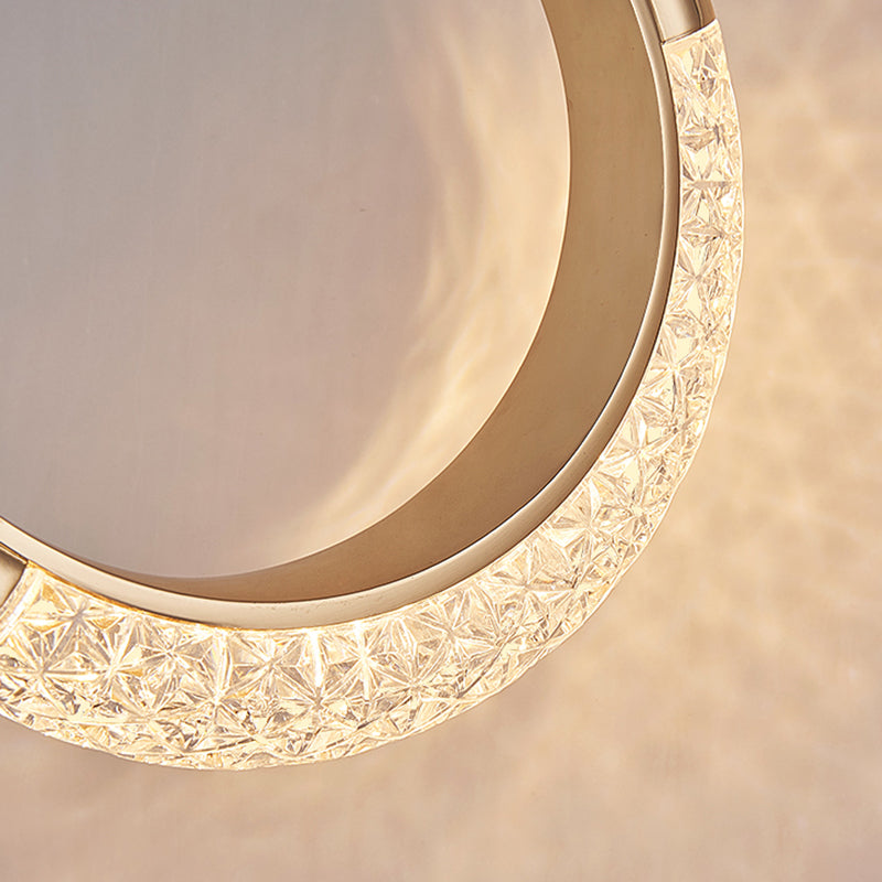 Geometry Shape Metal Hanging Ceiling Light Modern Style 1 Light Pendant Light in Gold