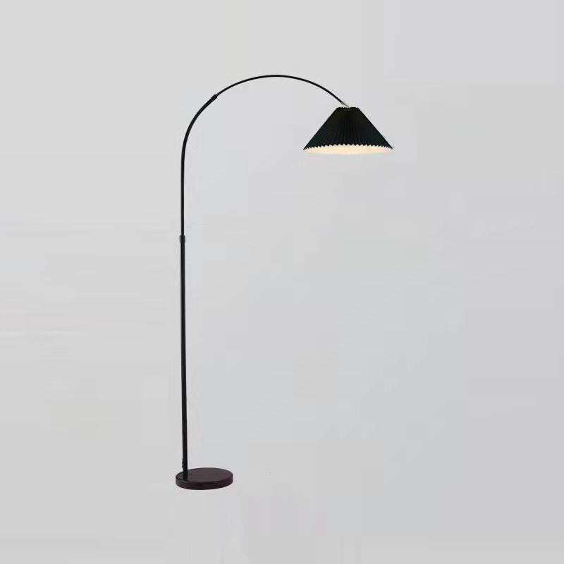 Hedendaags kleurrijke vloerlamp creatief vloerlicht met stofschaduw voor slaapkamer