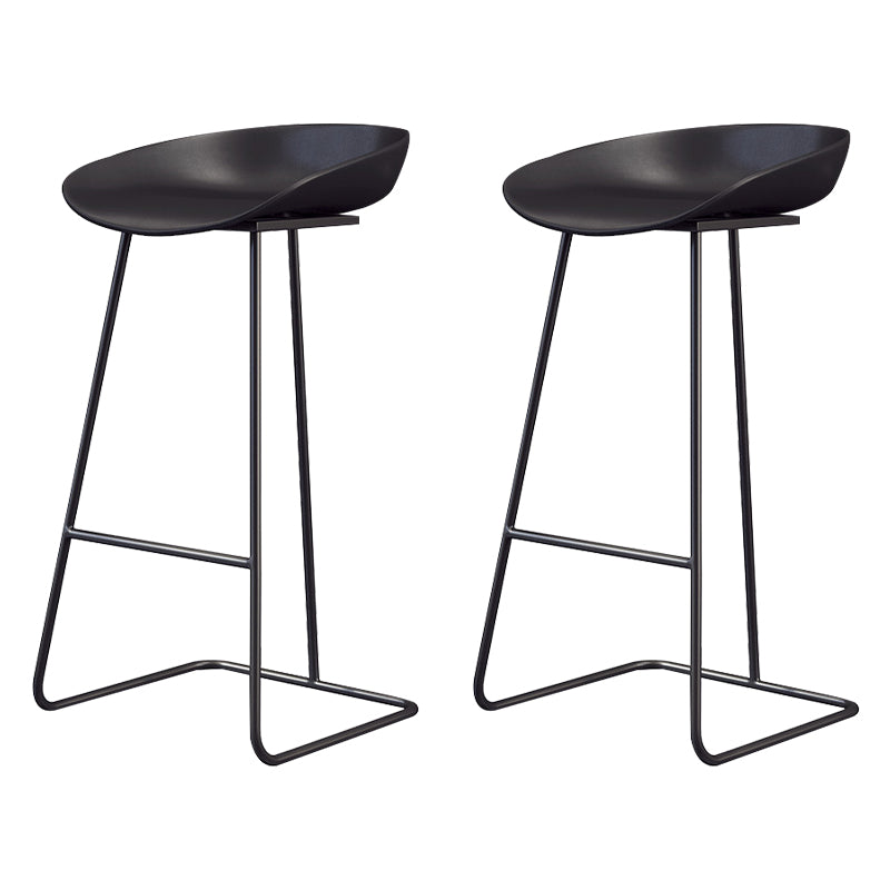 Glam Coffee Shop Footrest Stool Matte Finish Plastic Barstool