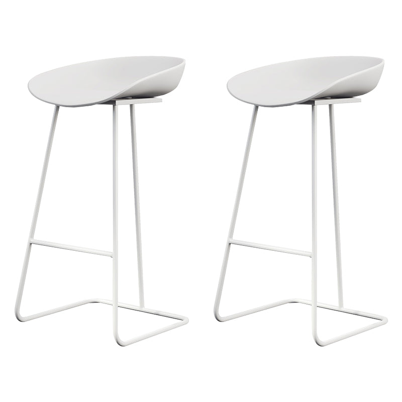 Glam Coffee Shop Footrest Stool Matte Finish Plastic Barstool