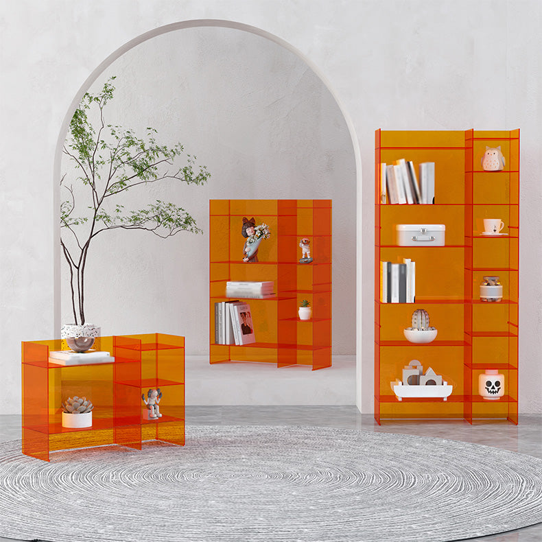 Libreria in stile scandinavo chiuso per l'ufficio di casa