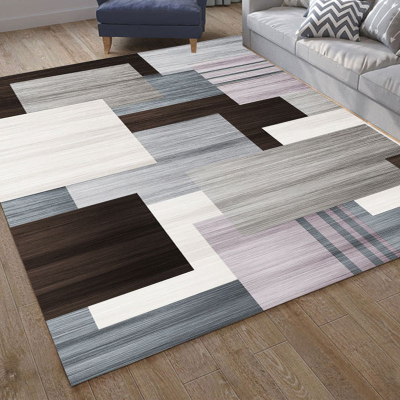 Dunkelbrauner geometrischer Druckteppich Polyester Moderner Teppich Waschbar Teppich für Wohnzimmer