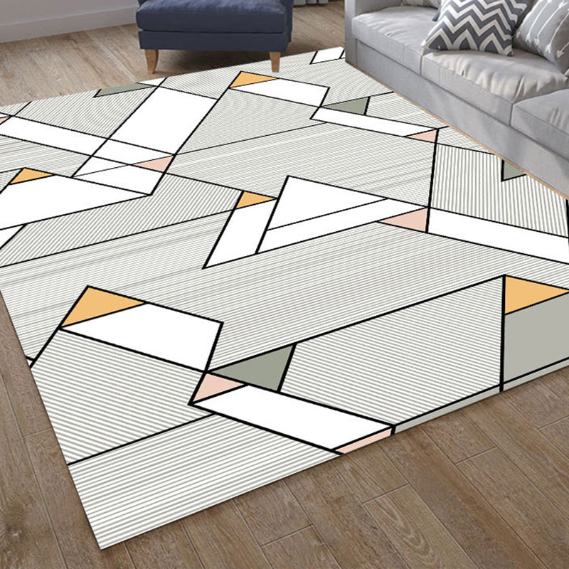 Dunkelbrauner geometrischer Druckteppich Polyester Moderner Teppich Waschbar Teppich für Wohnzimmer