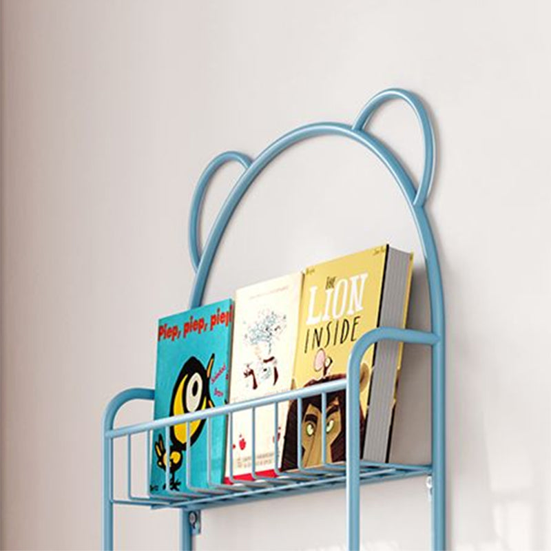 Libreria moderna in metallo galleggiante in metallo chiuso a parete.