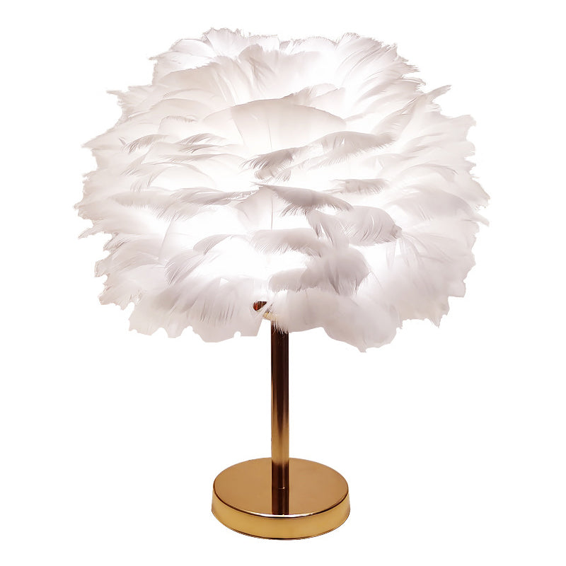 Aménagement d'éclairage de bureau de style contemporain lampe de bureau de plumes créatives pour chambre à coucher