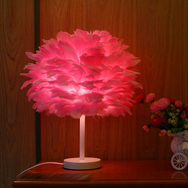 Luminaire de bureau métallique de style moderne lampe de bureau de plumes créatives pour chambre à coucher