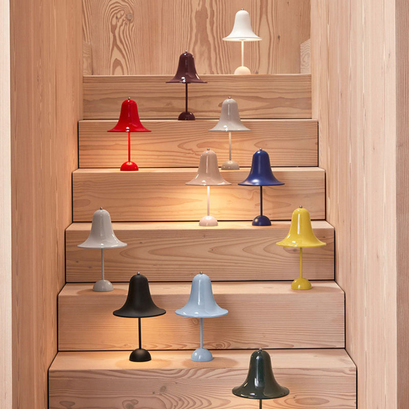 Éclairage de bureau de style moderne Belle lampe de bureau de couleur pour chambre à coucher
