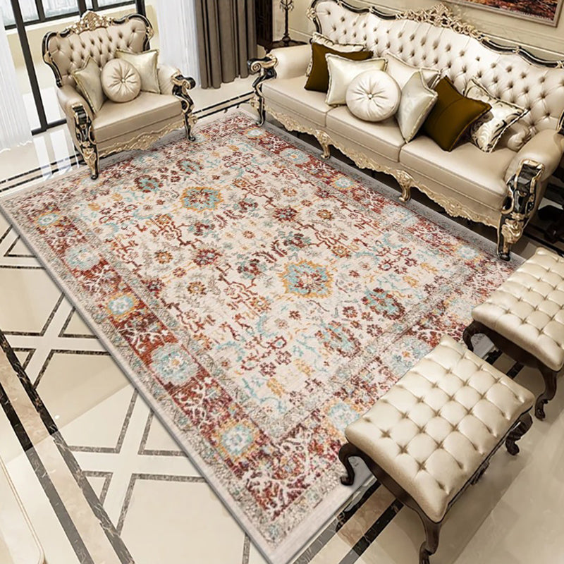 Wine Red Vintage Carpet Polyester Graphic Carpet Washable Carpet for Living Room