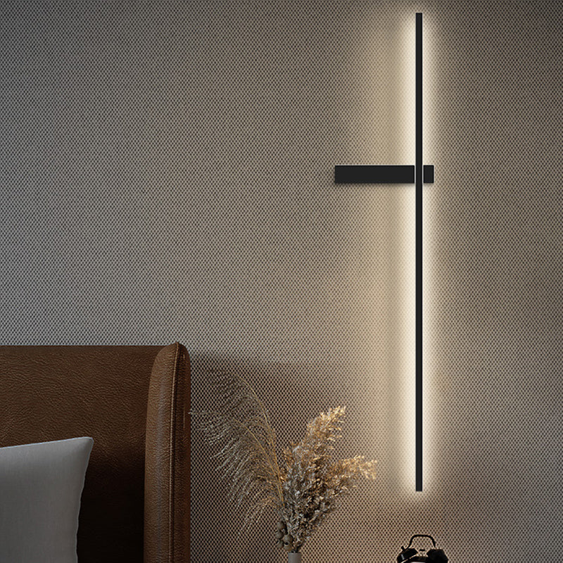 Aluminum Straight Wall Light Nordic Style LED Wall Sconce for Living Room