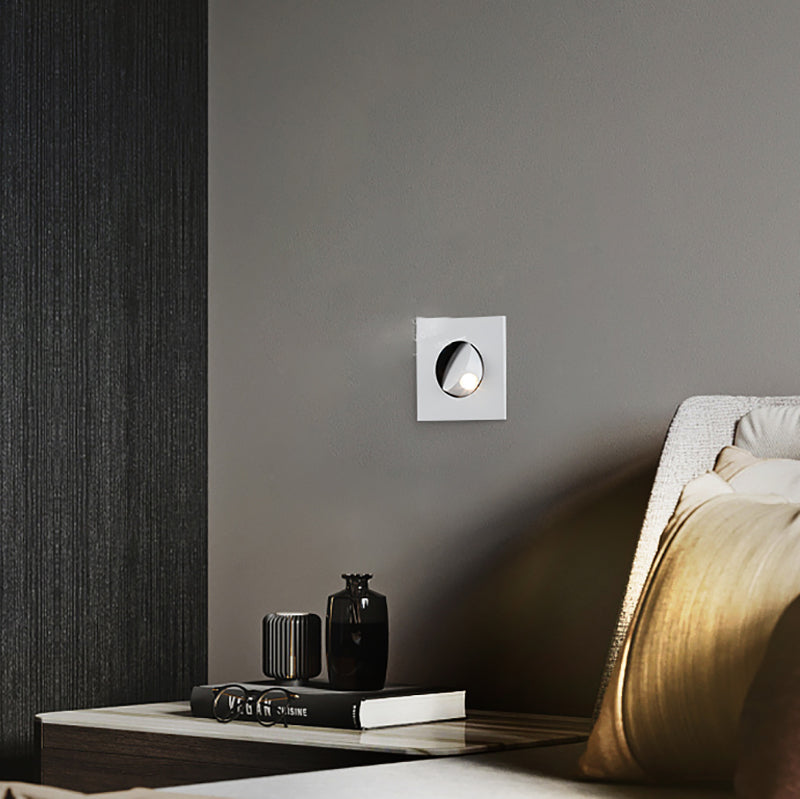 Modern Style Wall Sconce Metal 1 Light Wall Lighting for Bedside