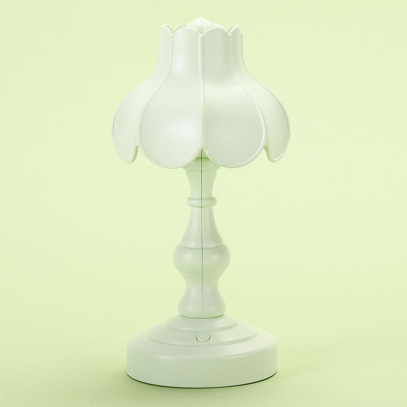 Table de forme de dôme moderne Light Metal 1 LAX NEULTANTS LEIL