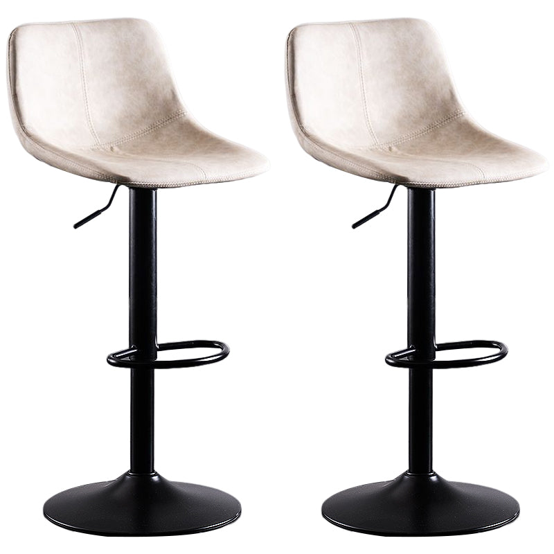 Industrial Bar and Counter Stool Low Back Stool with Pedestal Base in Black