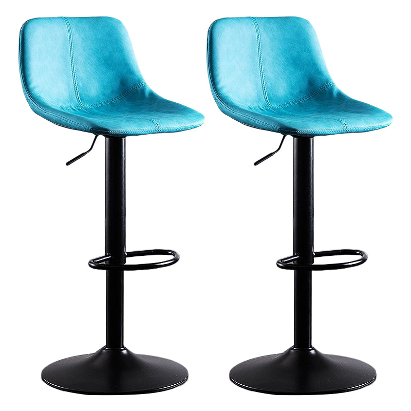 Industrial Bar and Counter Stool Low Back Stool with Pedestal Base in Black