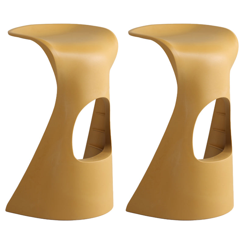 Scandinavian Plastic Barstools for Home Backless Stools with Plastic Base