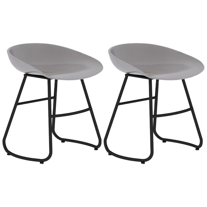 Modern Matte Finish Iron Bar Stool Footrest Milk Tea Shop Stool
