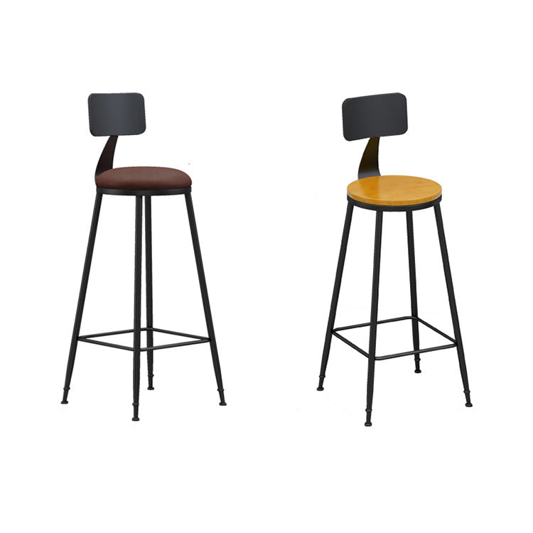 Industrial Coffee Shop Footrest Stool Matte Finish Iron Bar Stool