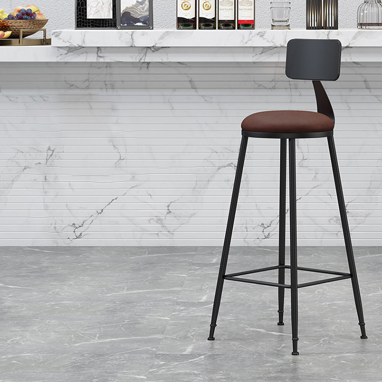 Industrial Coffee Shop Footrest Stool Matte Finish Iron Bar Stool