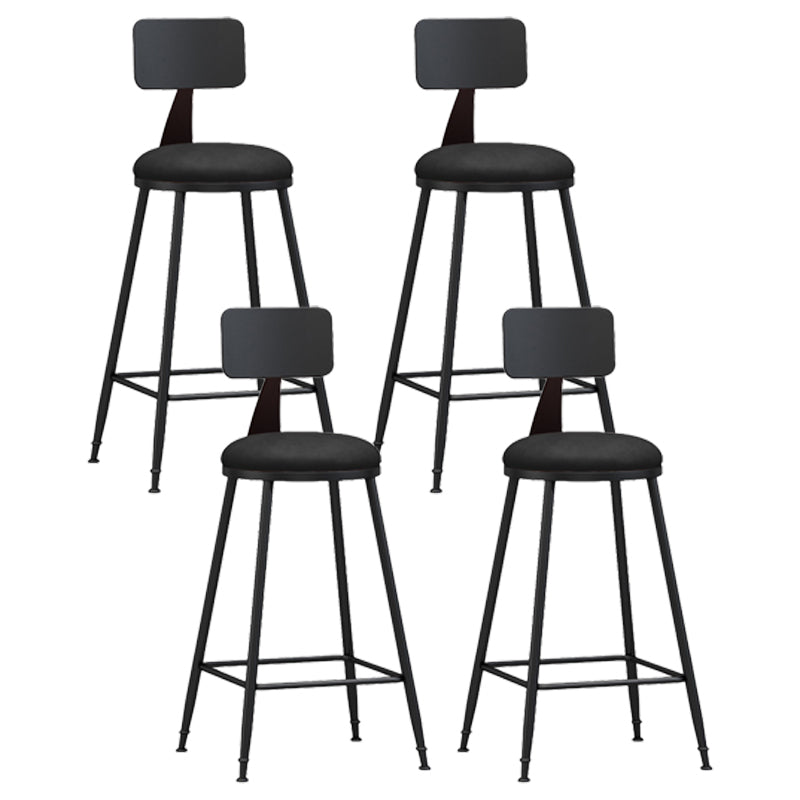 Industrial Coffee Shop Footrest Stool Matte Finish Iron Bar Stool