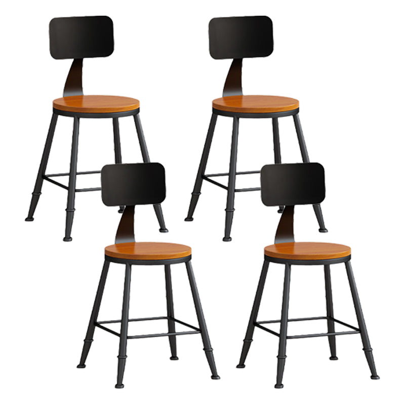 Industrial Coffee Shop Footrest Stool Matte Finish Iron Bar Stool