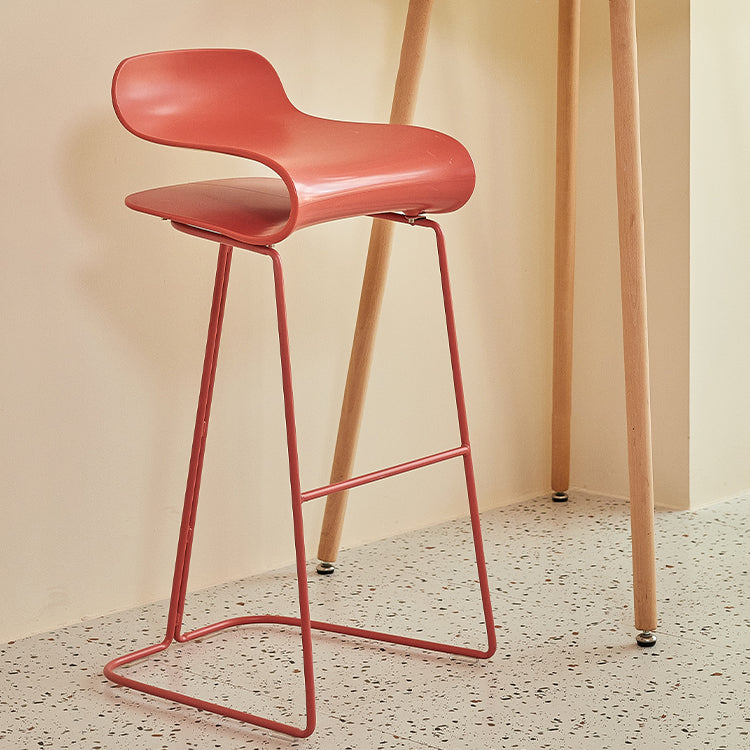 Scandinavian Restaurant Footrest Stool Matte Finish Plastic Bar Stool