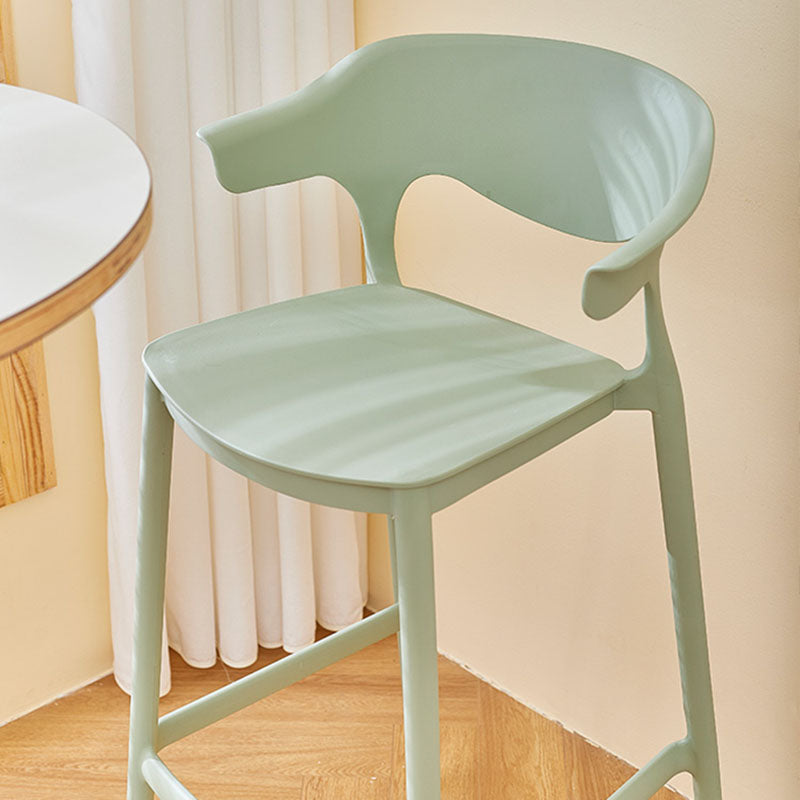 Scandinavian Matte Finish Plastic Barstool Armed Milk Tea Shop Stool