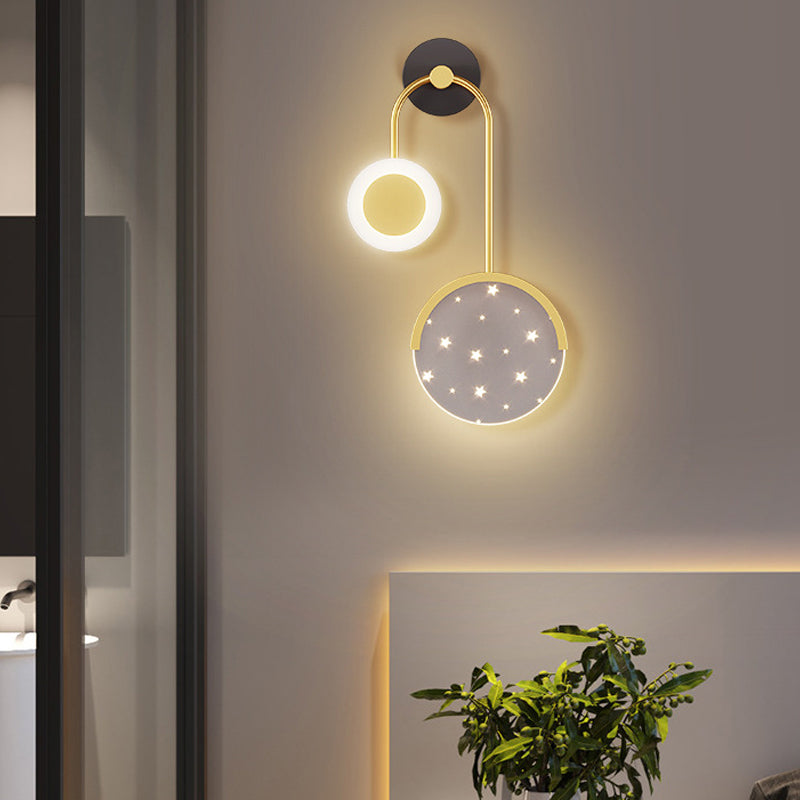 Luz de pared geométrica de metal Gold Nordic Gold 20 "Pled de pared LED de altura para dormitorio