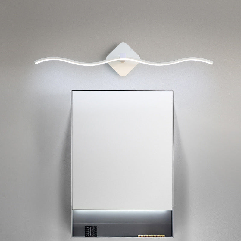 Vanité métallique moderne Lumière miroir à LED de forme linéaire pour salle de bain