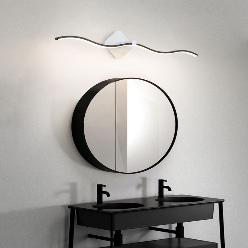 Vanité métallique moderne Lumière miroir à LED de forme linéaire pour salle de bain